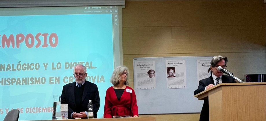 Simposio Conmemorativo del Cincuentenario de los Estudios de Filología Hispánica